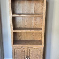 Traditional 5- layer shelf bookcase display cabinet . good condition. Measurements: 12 1/2 deep x  30 W x 71 1/2H