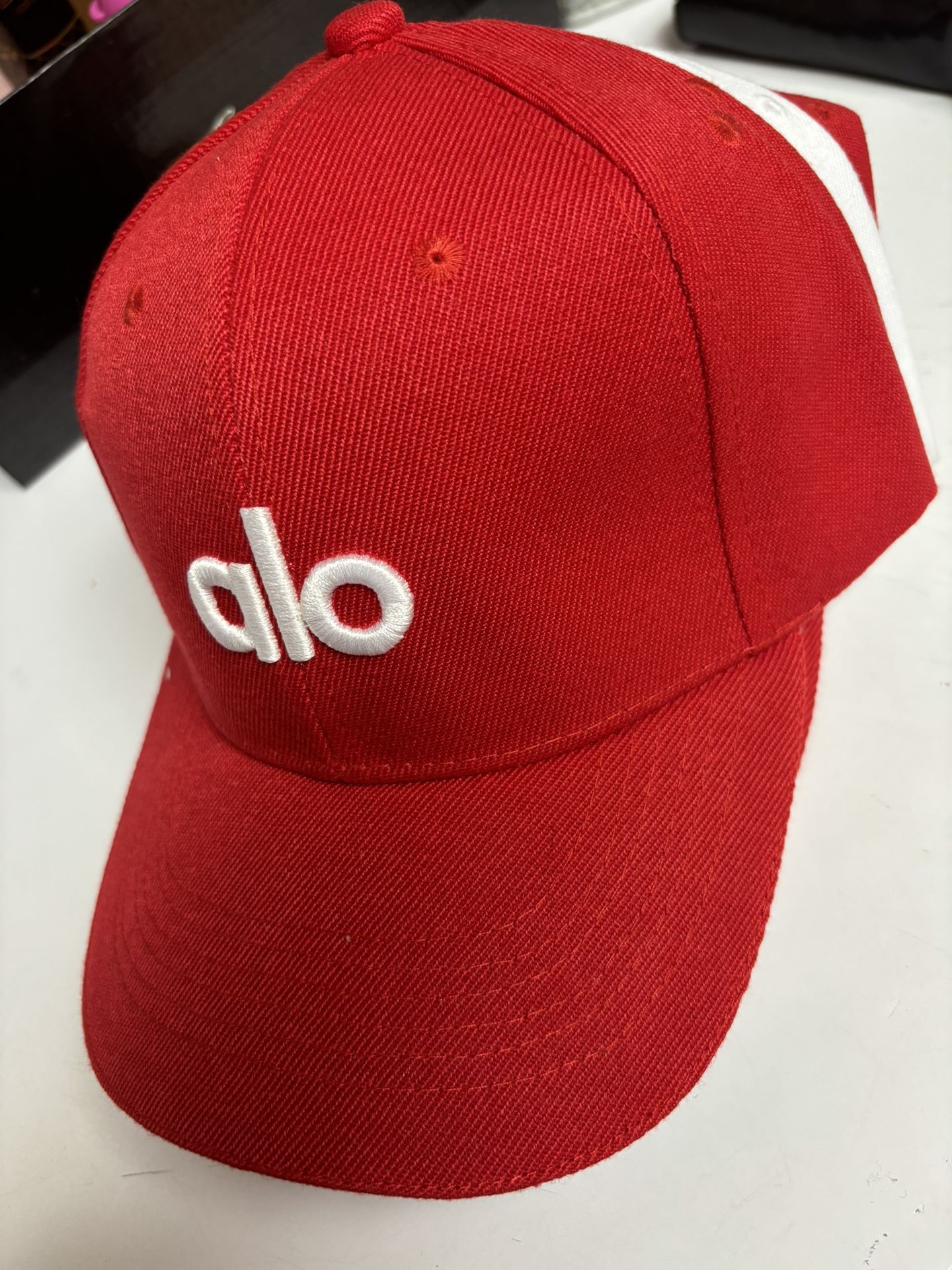 Alo caps white and red new