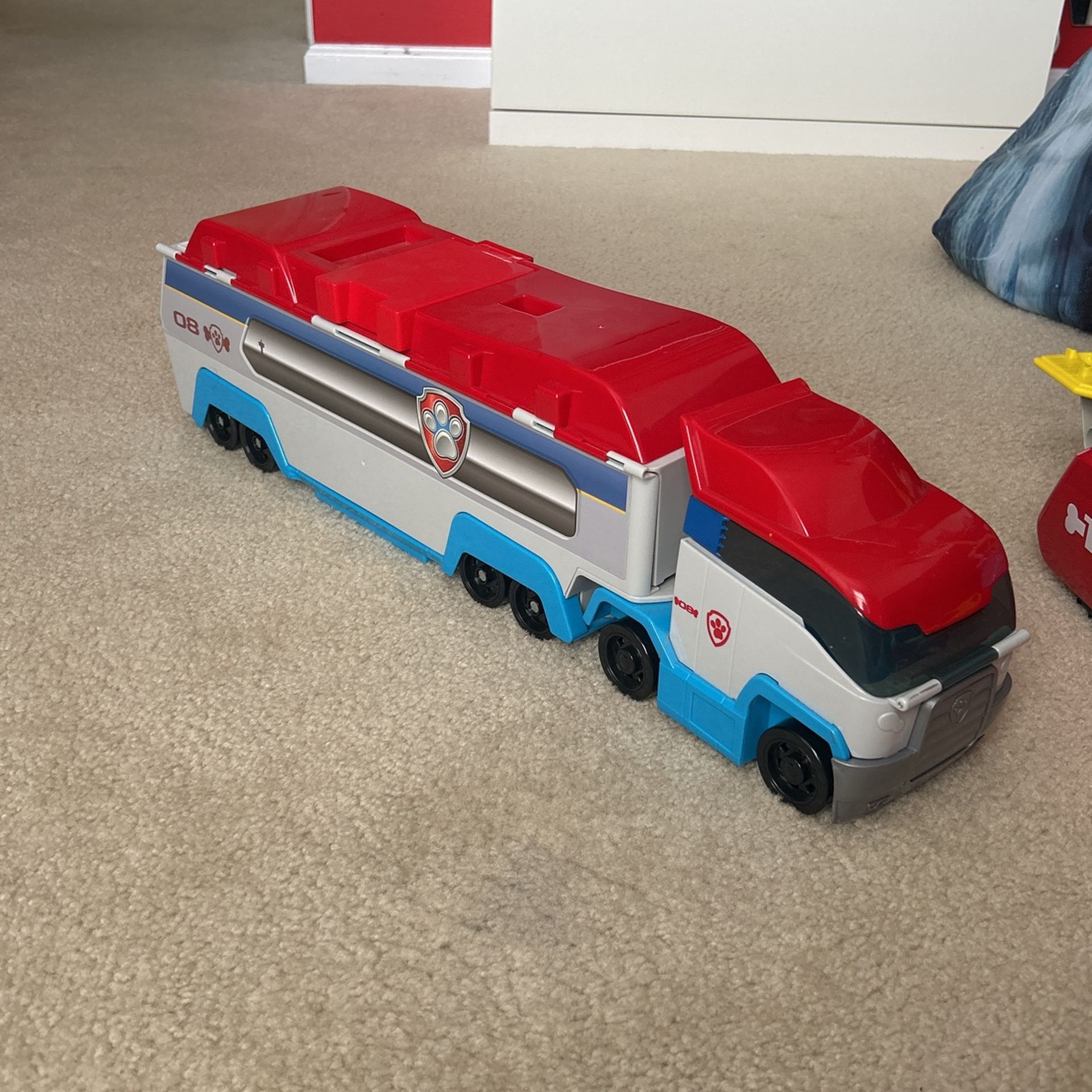 Paw Patrol Bus