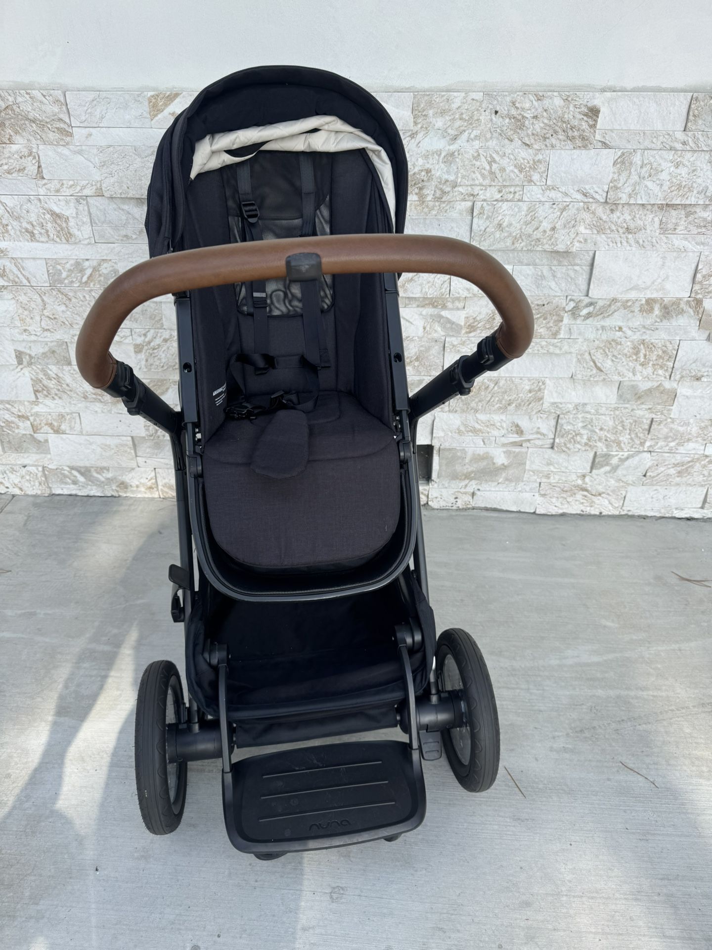 Nuna stroller 