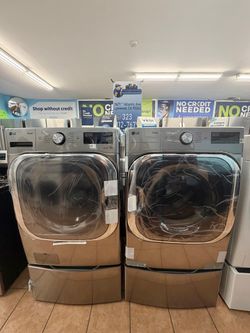 🌟 WEEKEND SALE 🌟 LG 5.2 Cu.Ft. Mega Capacity Frontload Washer and 9.0 Cu.Ft. Dryer with Pedestals