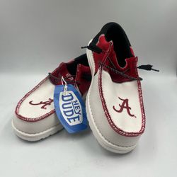 NEW Hey Dude Mens 9 Alabama Crimson Tide Wally Shoes Slip on Sneakers NWT