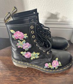 Dr. Martens 1460 Vonda embroidered floral leather boots