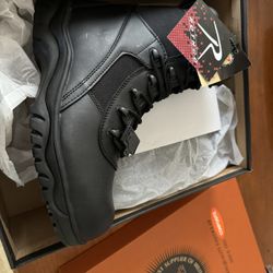 Size 11 Black Composite Toe Work boots 