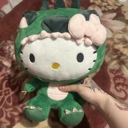 Sanrio Hello Kitty Fiesta Dragon 11.5 inch PLUSHIE TOY