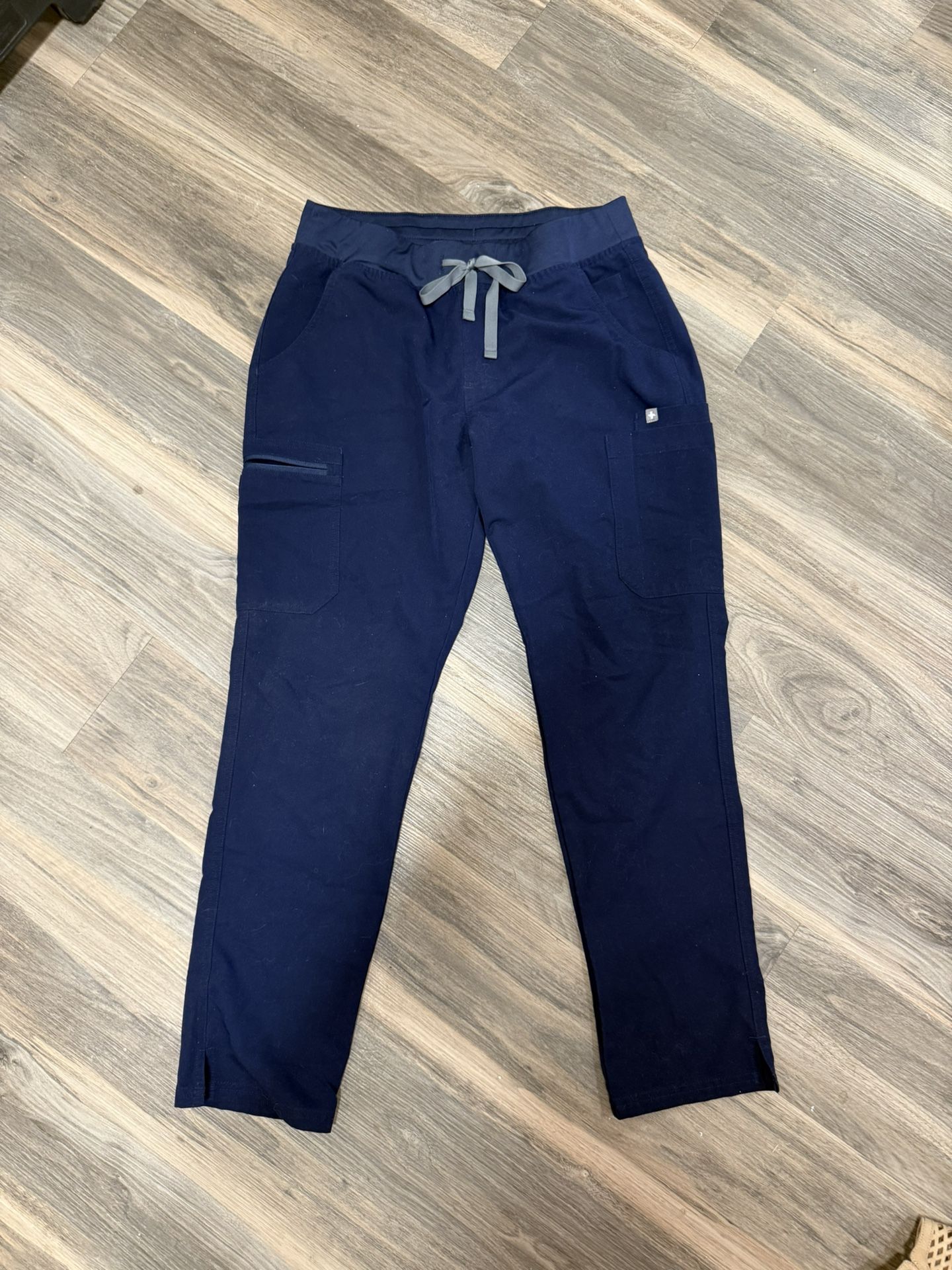 Figs Medium Scrubs