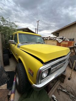 1972 suburban 4 x 4