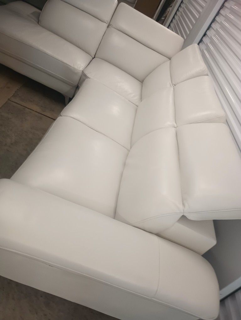 SECTIONAL GENUINE LEATHER RECLINER ELECTRIC WHITE COLOR. DELIVERY SERVICE AVAILABLE π₯πβ
π₯