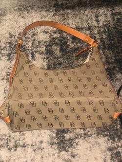 Dooney & bourke