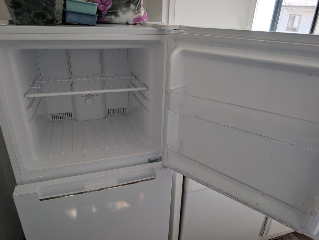 Small Kitchen/Garage Fridge