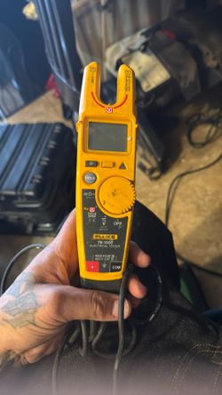 Fluke T6-1000 Electrical Tester
