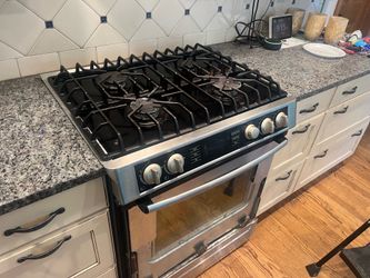Bosch 30 inch dual fuel slide in stove