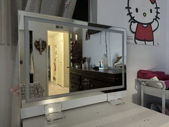 Mirror 