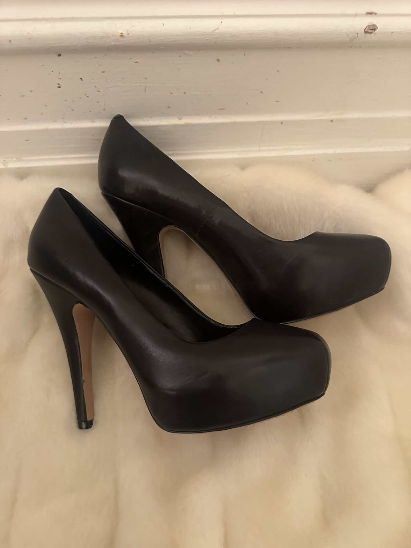 Vince Camuto Black Heels 9
