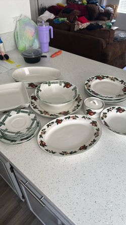 Ceramic Dinnerware Set with Fruit Border