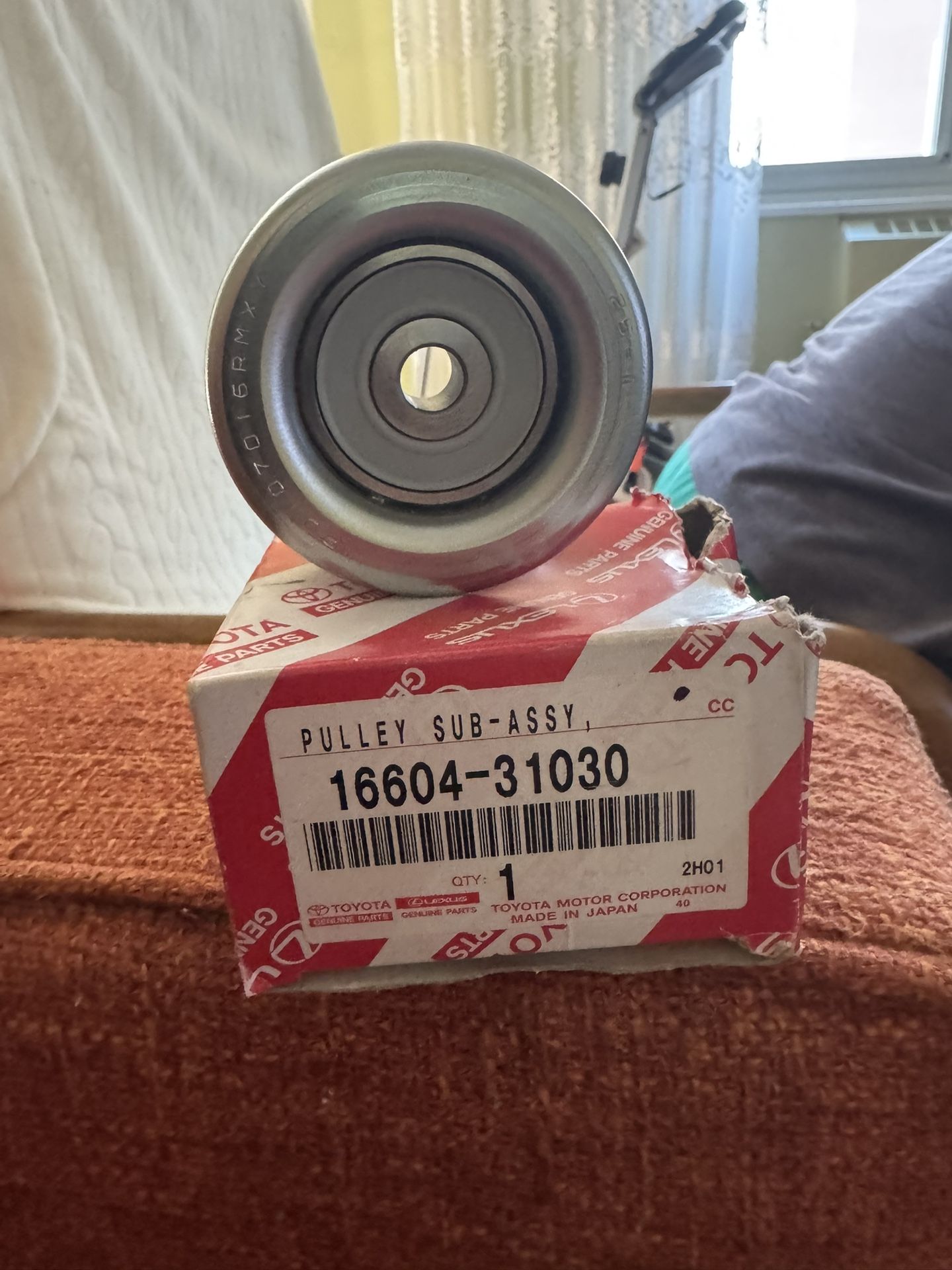 New Genuine OEM Toyota Timing Belt Idler Pully