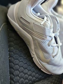 Nike Woman's Size 9.5 Brand New Never Worn