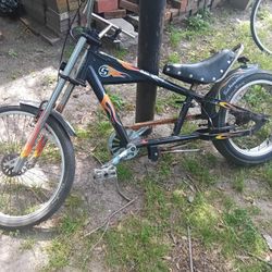 Schwinn Stingray Chopper Bike 