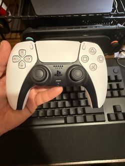 PS5 controller