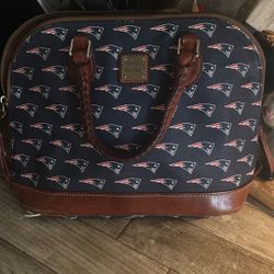 Dooney And Bourke 