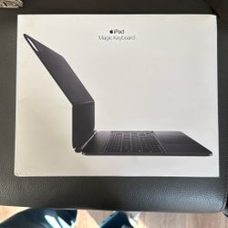 Magic Keyboard iPad 13 Inch 