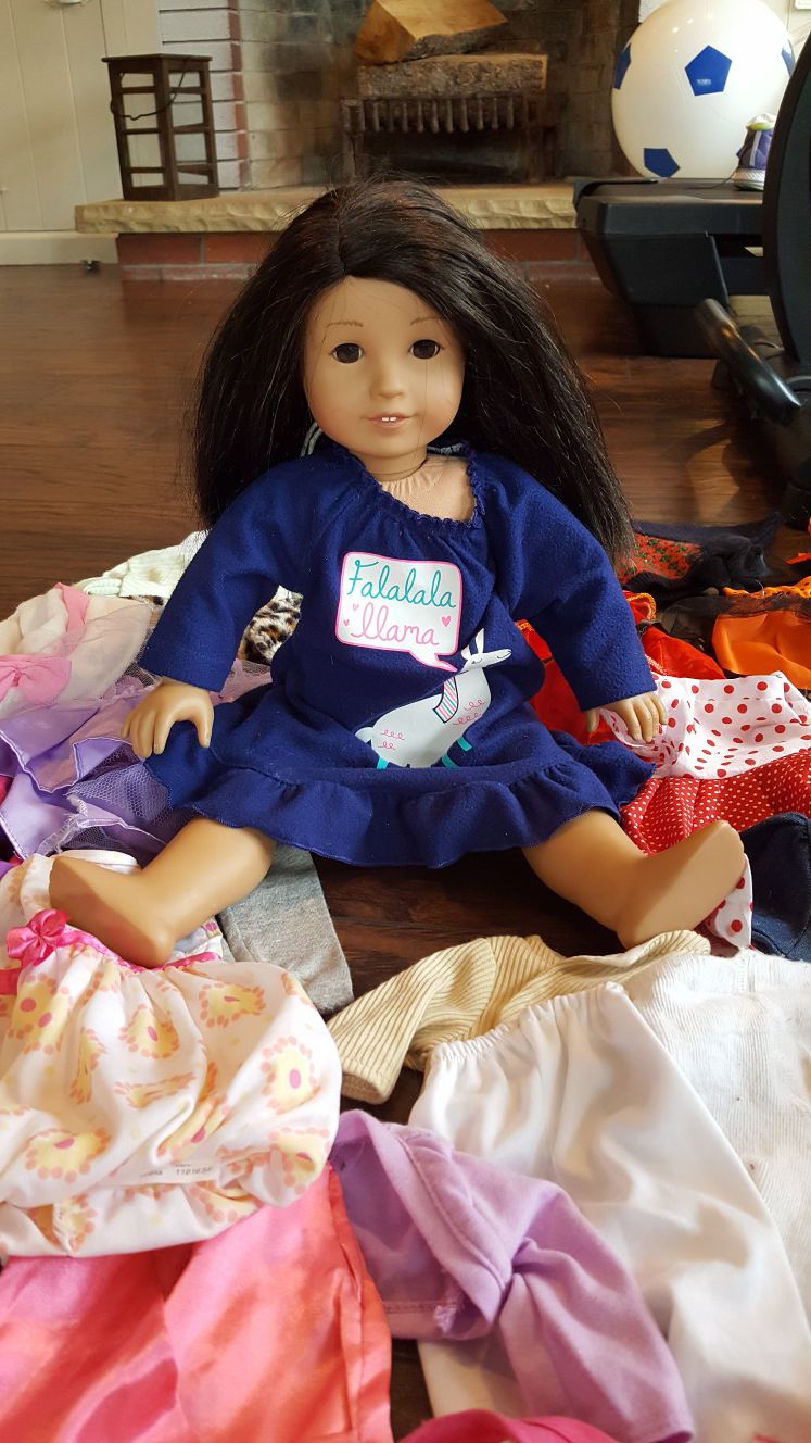 American girl and ACCESSORIES!