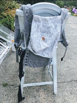 Ergo baby carrier