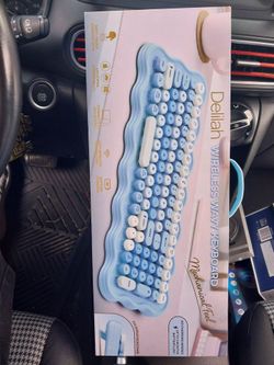 Delilah wireless keyboard