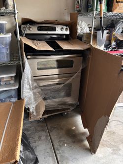 GE 4 Burner Electric Range Double Oven