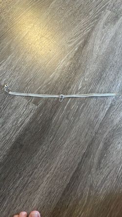 Moon choker (necklace)