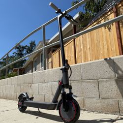 Electric scooter