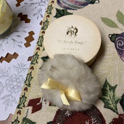 Nina Ricci L' Air Du Temps Perfume Dusting Powder 6oz  With Puff
