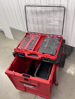 🔥 BRAND NEW MILWAUKEE PACKOUT 2-PIECE SET: ROLLING DRAWER & 3/8" SOCKET SET 🧰 (FIRM)