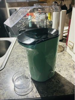 Popcorn maker