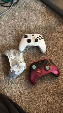 Xbox controllers