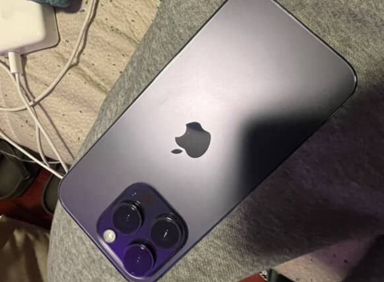 iPhone 14 Pro 128 gb UNLOCKED Deep Purple