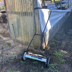 American lawn Company Manuel Push Mower