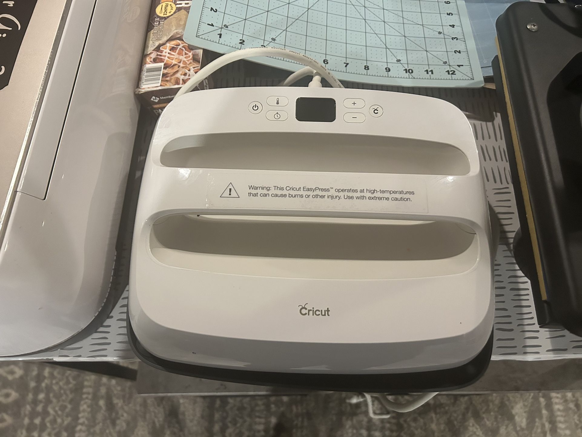 Heat iron