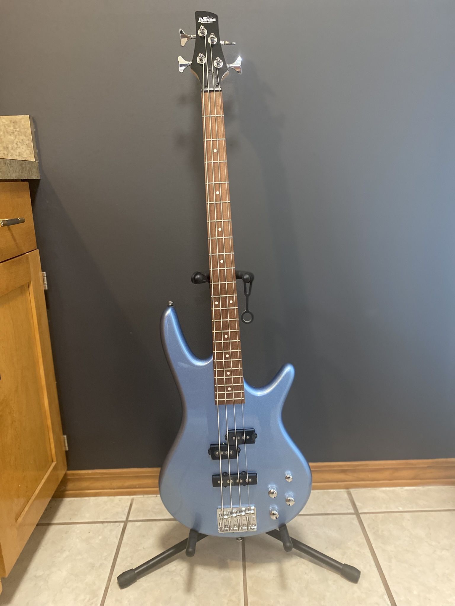Ibanez GSR200 Electric Bass 
