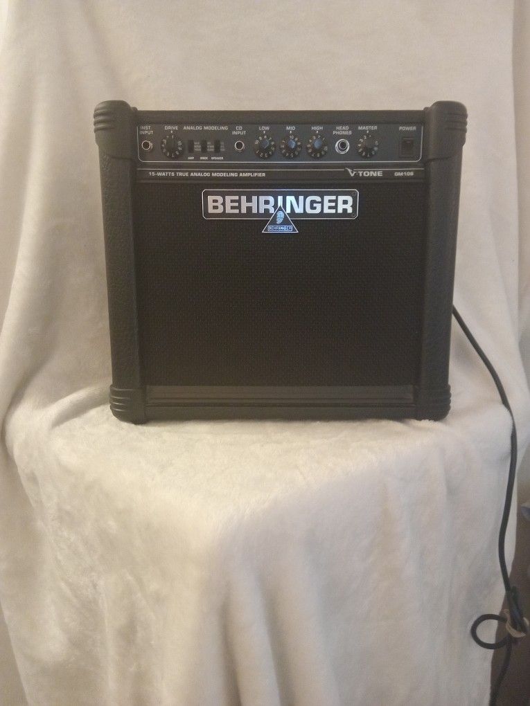 Beringer 15 Watt True Analogmodeling Amplifier