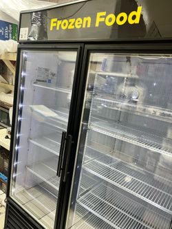 True commercial Freezer 2 door