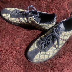 Gucci Shoes 