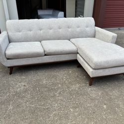 *FREE DELIVERY* MCM Gray Reversible Sectional 