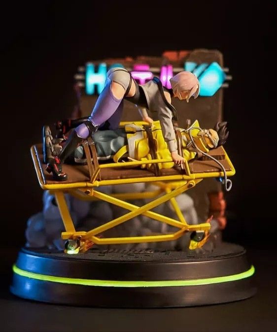 Cyberpunk: Edgerunners - Lucy & David Runaway Statue