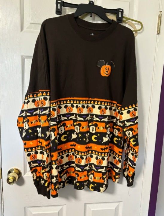 Disneyland Halloween Spirit Jersey XXL NWTDisneyland Halloween Spirit Jersey XXL NWT