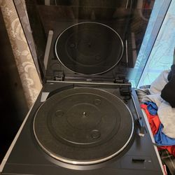 Audio Technica Turntable