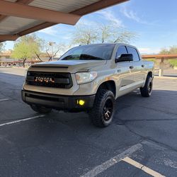 4x4 Toyota Tundra