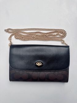 Coach Women's Signature Chain Crossbody Reversible Shoulder Bag Brown