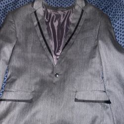 Louis Vuitton Men’s Suit (obo)