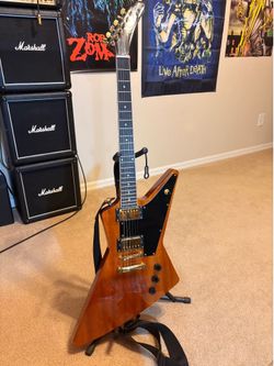 Gibson replica electric guitar